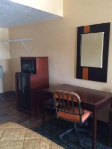 Diamond Inn & Suites - 19