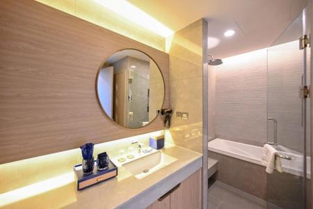 S Sriracha & Residence - 24