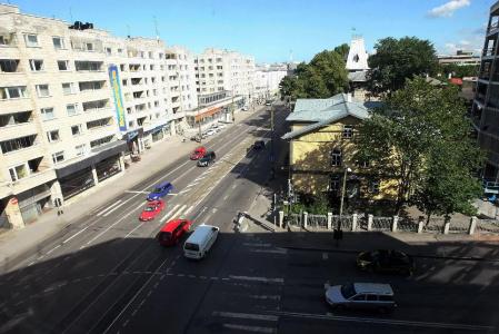 Center - 15