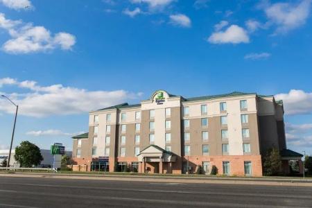 Monte Carlo Inn - 72