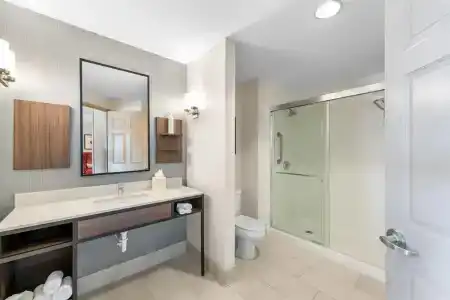 Hilton Garden Inn - 82