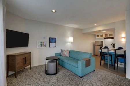 Staybridge Suites - 91