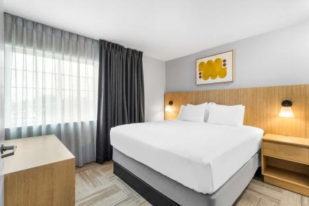 Sonesta Simply Suites Austin South - 54