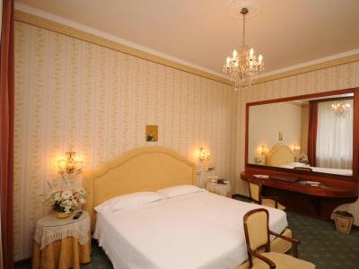 Grand Excelsior - 29