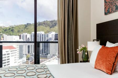 Rydges - 48