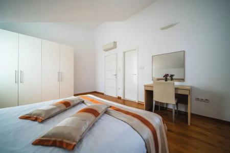 Pervanovo with Free Parking - 178