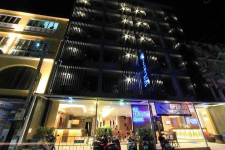 The Crystal Beach - 22