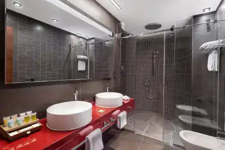 Four Points by Sheraton - 26
