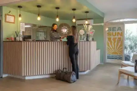 Brit Opal Centre Port - 23