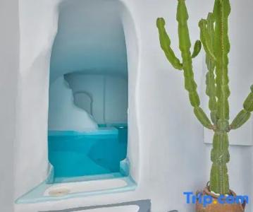 Trieris Villa & Suites - 60