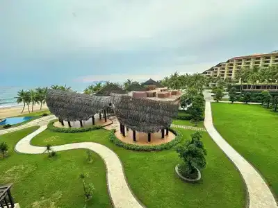 Crowne Plaza Danang - 38