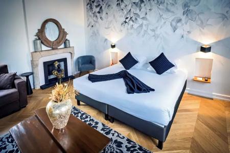 Maison Philippe Le Bon, Les Collectionneurs - 117