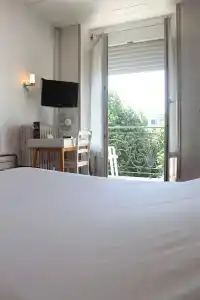 Le Colibri - 83
