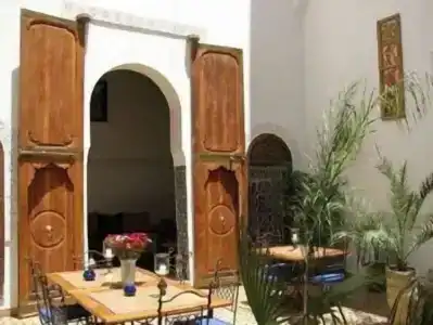 Riad Attarine - 23