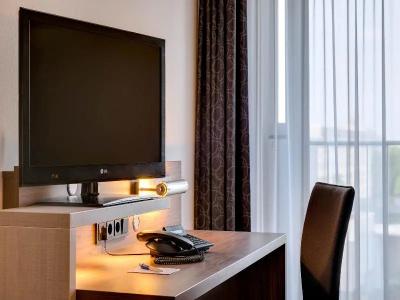Park Inn by Radisson Köln City West - 50