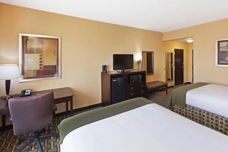 Holiday Inn Express & Suites West - 65