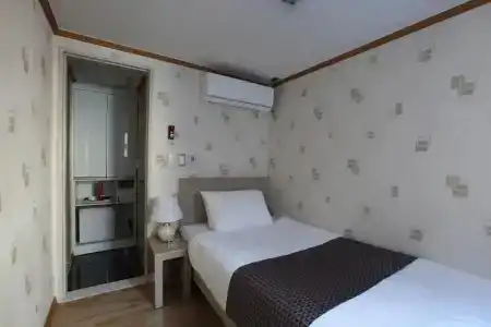 Daewoo Inn - 15