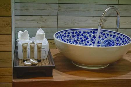 White Boutique and Spa - 25