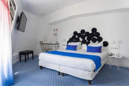 34B - Astotel - 85