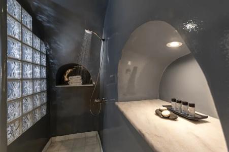 Pearl of Caldera Oia - Boutique by Pearl Collection - 274