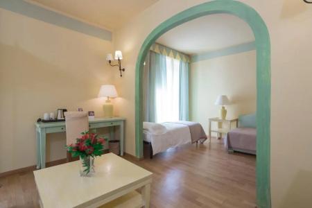 Mercure Tirrenia Green Park - 35