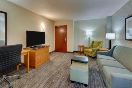 Drury Inn & Suites Orlando near Universal Orlando Resort - 82