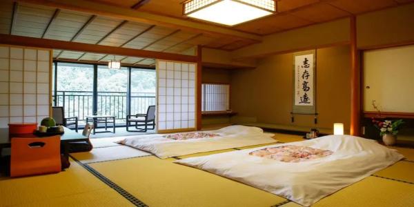 Yamanaka Onsen Hanatsubaki - 47