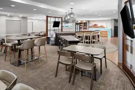 SpringHill Suites North - 18