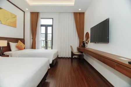 Jade Ha Long - 11