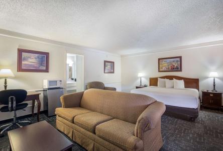 Americas Best Value Inn Denver - 53