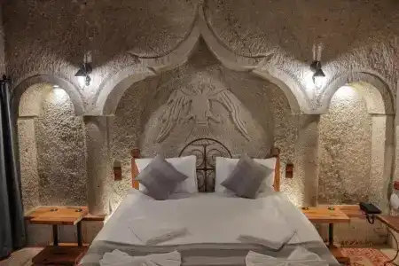 Sarnich Cave Suites - 2