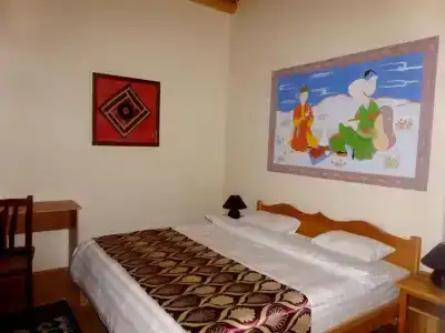 Hovli Poyon - 26