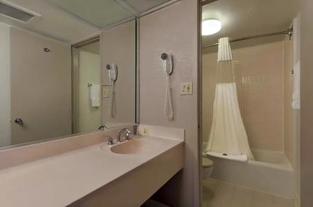 Ramada by Wyndham Kissimmee Gateway - 55