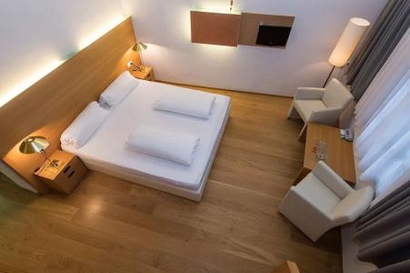 Goldener Stern - 6