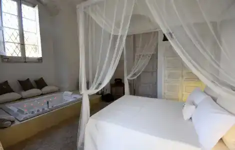Palazzo Castriota - 4