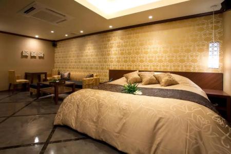 and Spa Lotus Modern (Adult Only) - 52