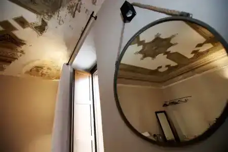 Casa Nostra Luxury Suites - 37