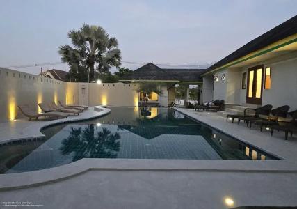 The Pineapple - 135