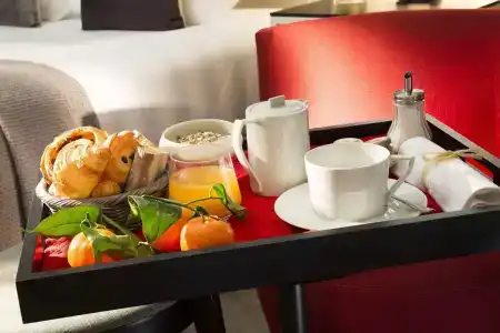 Les Matins de Paris & Spa - 13