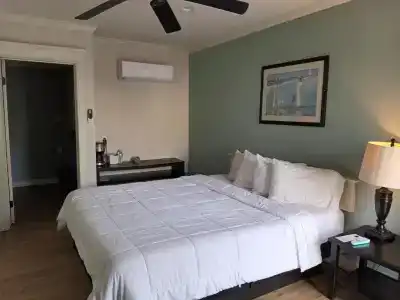 Coronado Inn - 3