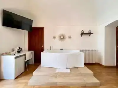 Cantu' Suite - 36