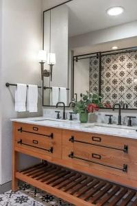 Best Western Dry Creek Inn - 87