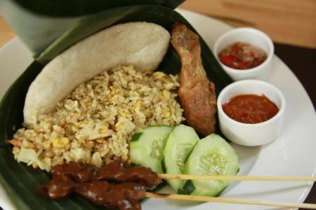 Golden Tulip Essential Denpasar - 11