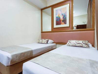 81 Geylang - SG Clean - 24