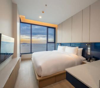 S Sriracha & Residence - 10