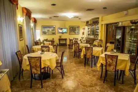 Nuovo Albergo - 17