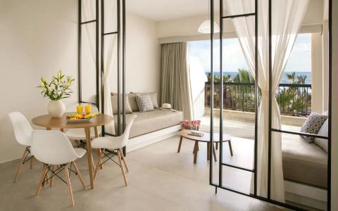 Louis Paphos Breeze - 82