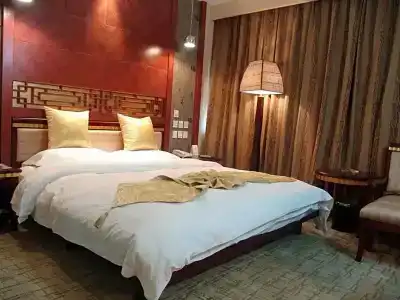Kunming Golden Spring - 72
