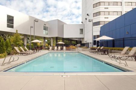 DoubleTree by Hilton City Center - 16