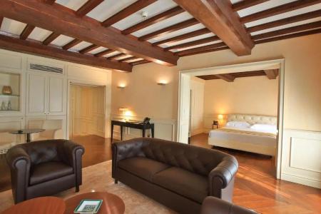 Rua Frati 48 in San Francesco - 99